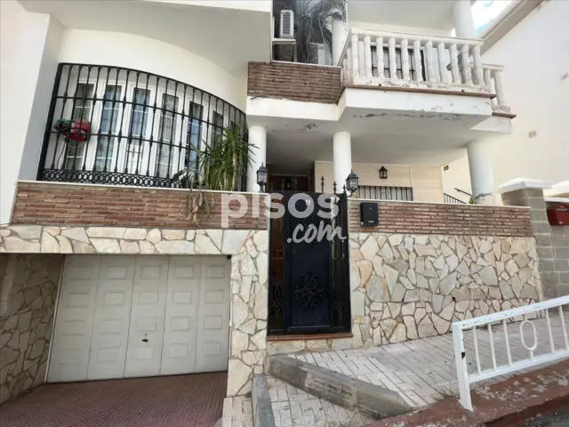 Casa adosada en venta en Calle Hoya de Málaga, Carlinda (Distrito Bailén-Miraflores. Málaga Capital) de 321.600 €