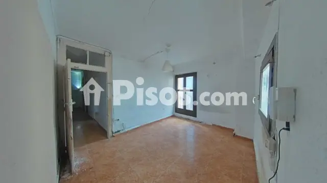 Piso en venta en Calle de San Salvador, La Catedral-Casco Antiguo (Huesca Capital) de 46.000 €
