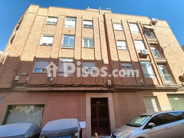 Piso en venta en Calle de Miguel Servet