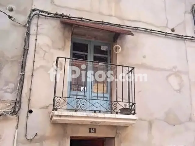 Casa adosada en venta en Calle del Picacierzo, Caspe de 19.400 €