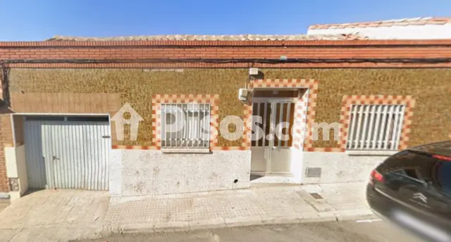 Casa en venta en Calle de Albacete, cerca de Calle del Pozo