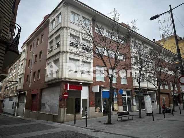Piso en venta en Calle de las Fatas, 6, San Lorenzo (Huesca Capital) de 290.000 €