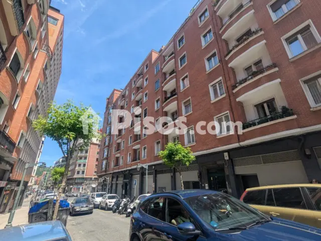 Piso en venta en Concha Jeneralaren Kalea, 33, Ametzola (Distrito Errekalde. Bilbao) de 348.000 €