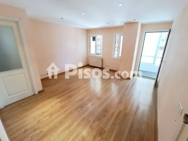 Piso en venta en Passatge del Riu Segre en La Salut-Lloreda-Sistrells por 258.000 €