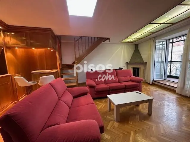 Piso en alquiler en Plaza Mayor, Plaza Mayor-San Agustín (Segovia Capital) de 1.650 €<span>/mes</span>