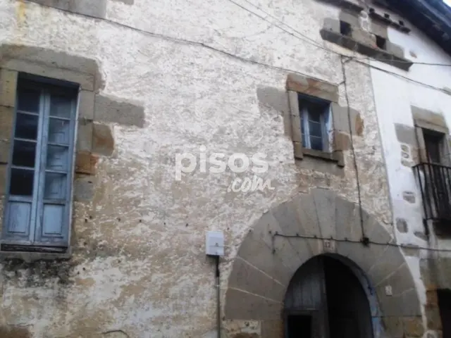 Casa adosada en venta en Centro, Urdiain de 35.000 €