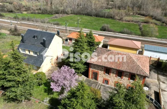 Casa unifamiliar en venta en Calle Real, Campo de Santibáñez (Cuadros) de 350.000 €