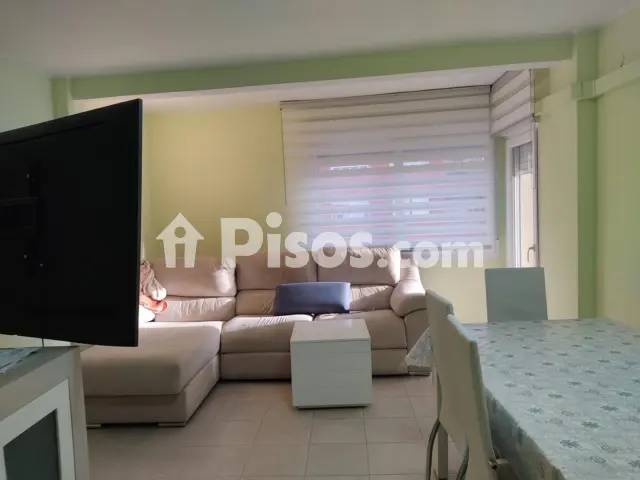 Piso en venta en Avenida del Carrilet en Centre por 200.000 €