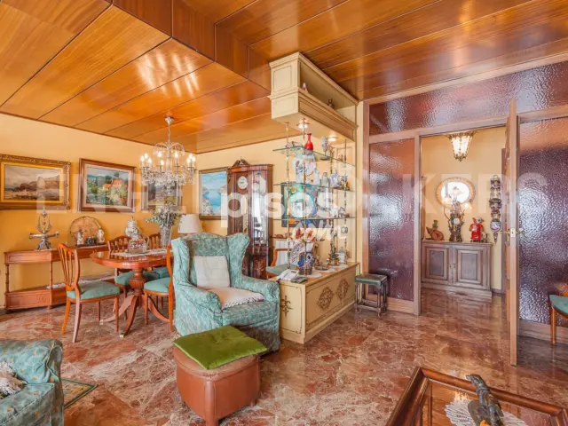 Apartamento en venta en La Salut, La Salut (Distrito Gràcia. Barcelona Capital) de 535.000 €