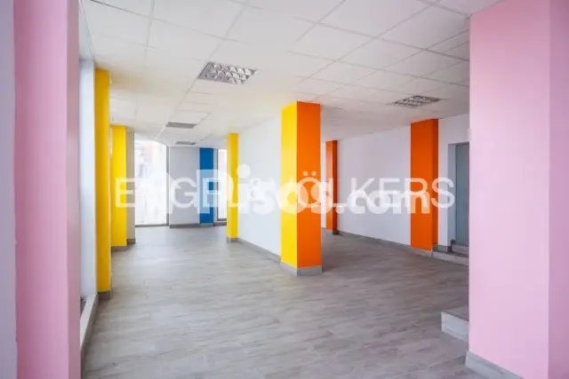 Casa en alquiler en Bellavista, Bellavista (Distrito Bellavista-La Palmera. Sevilla Capital) de 3.500 €<span>/mes</span>