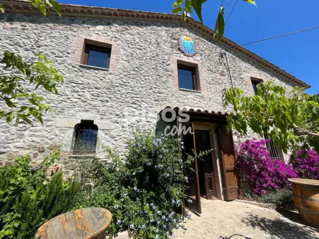 Casa rústica en alquiler en Carrer Segarra, 1, Bescanó de 1.250 €<span>/mes</span>
