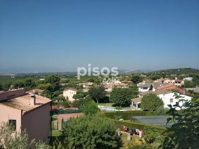 Chalet en venta en Carrer C, Borriol de 500.000 €