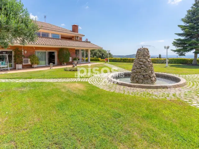Casa en alquiler en Argentona, Argentona de 3.950 €<span>/mes</span>