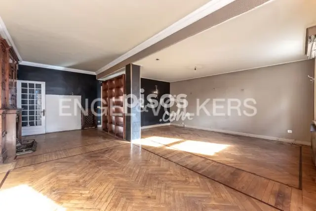Piso en venta en Calle de Juan Ajuriaguerra, Abando Ensanche (Distrito Abando. Bilbao) de 780.000 €
