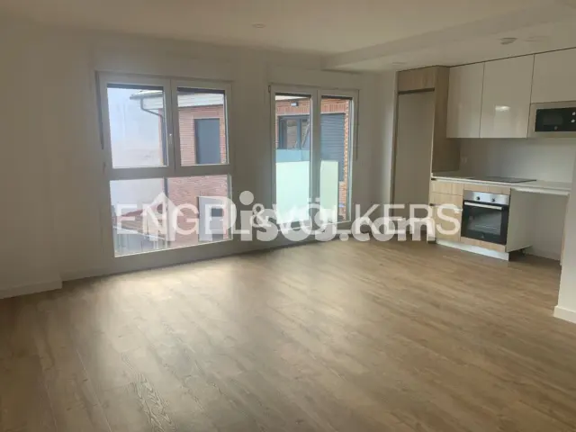 Piso en alquiler en Zona Calle Casa Amarilla, Zona Calle Casa Amarilla (Galapagar) de 1.400 €<span>/mes</span>