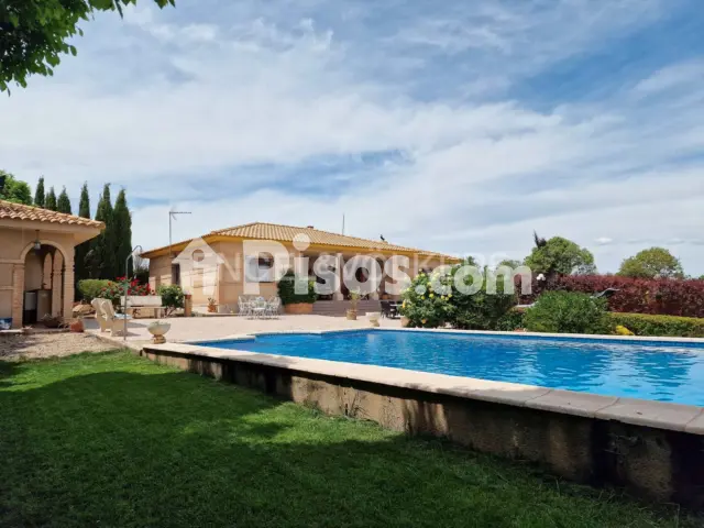 Chalet en venta en Daimiel
