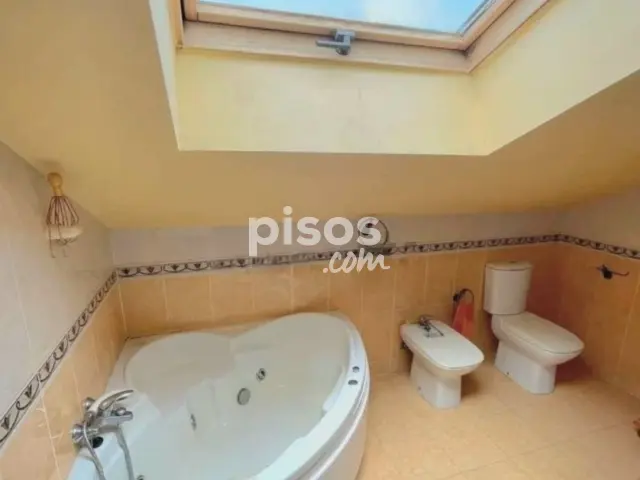 Ático en venta en Camino de Suárez, Camino de Suárez (Distrito Bailén-Miraflores. Málaga Capital) de 385.000 €