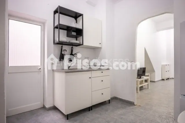 Piso en alquiler en Zona Esperanza de Triana, Zona Esperanza de Triana (Distrito Triana. Sevilla Capital) de 1.000 €<span>/mes</span>