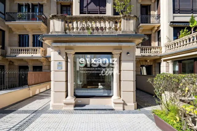 Piso en venta en Calle de Prim, Centro (San Sebastián - Donostia) de 1.390.000 €