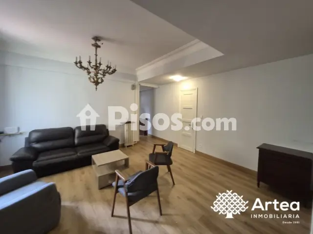 Piso en venta en Calle de Juan de Garay, Zabala (Distrito Ibaiondo. Bilbao) de 264.400 €