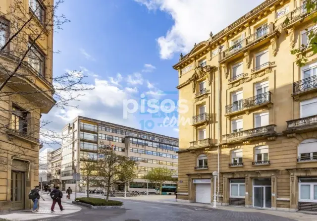 Piso en alquiler en Centro, Centro (San Sebastián - Donostia) de 2.650 €<span>/mes</span>