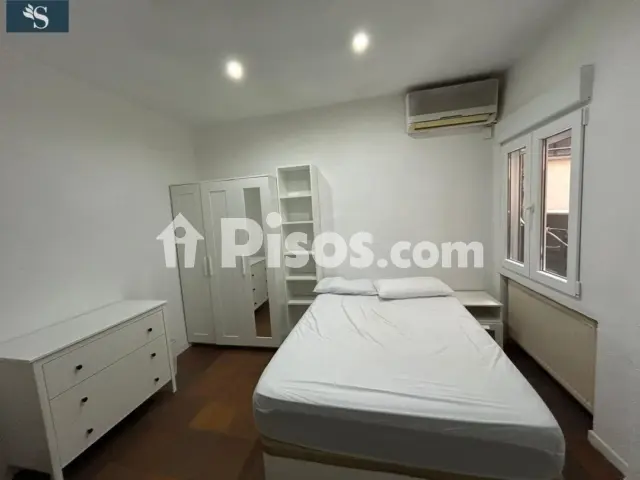 Habitación en alquiler en Avenida de la Reina Victoria, cerca de Calle de Juan Montalvo, Ciudad Universitaria (Distrito Moncloa-Aravaca. Madrid Capital) de 600 €<span>/mes</span>