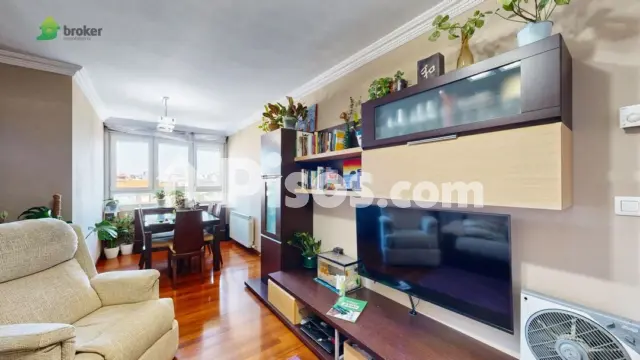 Piso en venta en San Bartolomer Etorbidea, Bagatza-San Vicente (Barakaldo) de 299.900 €