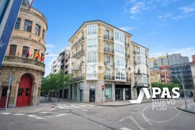 Piso en venta en Plaza de Numancia, Numancia-San Fernando (Santander) de 280.000 €