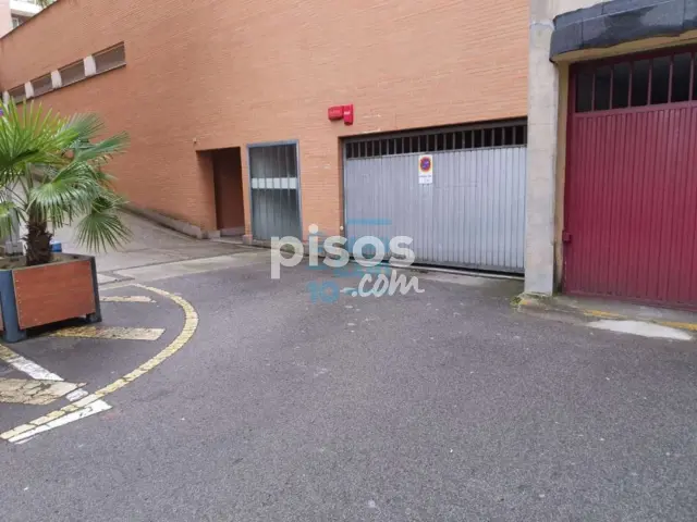 Garaje en venta en Calle Paseo del Oria 1 Ref. 06081148, Número 1, Beasain de 7.900 €