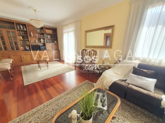 Piso en venta en Nagusia, Beasain de 300.000 €
