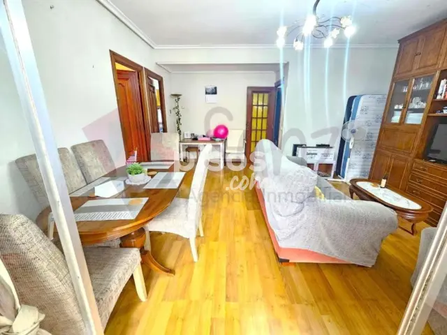 Piso en venta en Calle de Huesca, cerca de Calle de los Duques de Nájera, Centro (Logroño) de 149.000 €