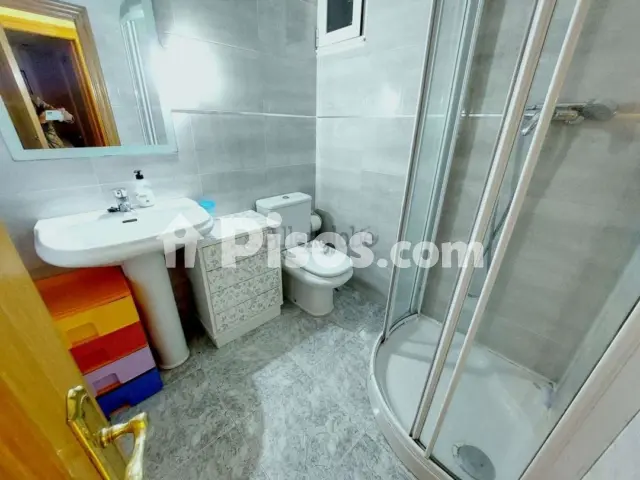 Piso en alquiler en Calle del Padre Suárez, Centro (Oviedo) de 1.300 €<span>/mes</span>
