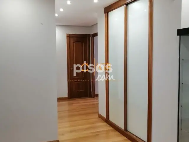 Piso en alquiler en Gran Vía y Entorno, Centro (Logroño) de 1.200 €<span>/mes</span>