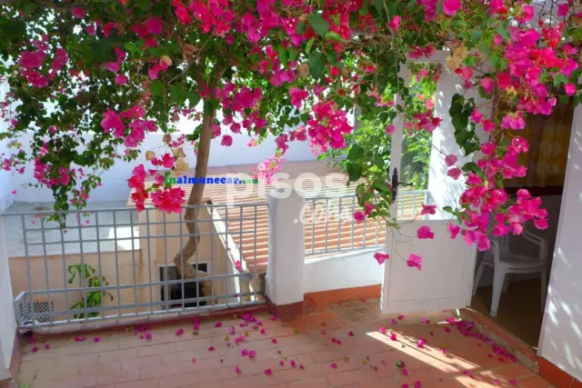 Casa en venta en Calle Calle Higuera Clavelicos, 9, Número 0, Casco Urbano (Almuñécar) de 190.000 €