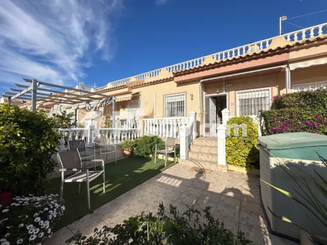 Casa en venta en La Florida-La Chismosa-Los Altos, Orihuela