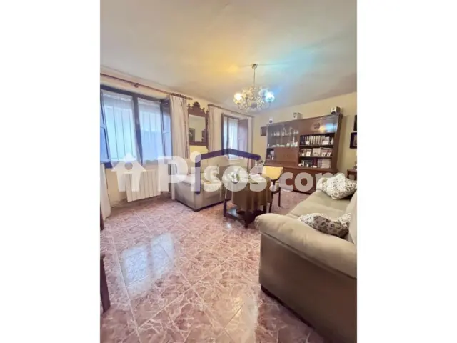 Casa en venta en Plaza de La Constitución
