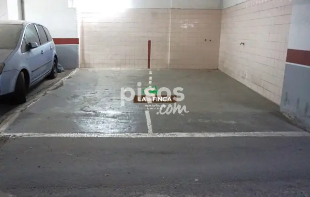 Garaje en venta en Centro, Pumarín-Teatinos (Oviedo) de 38.500 €