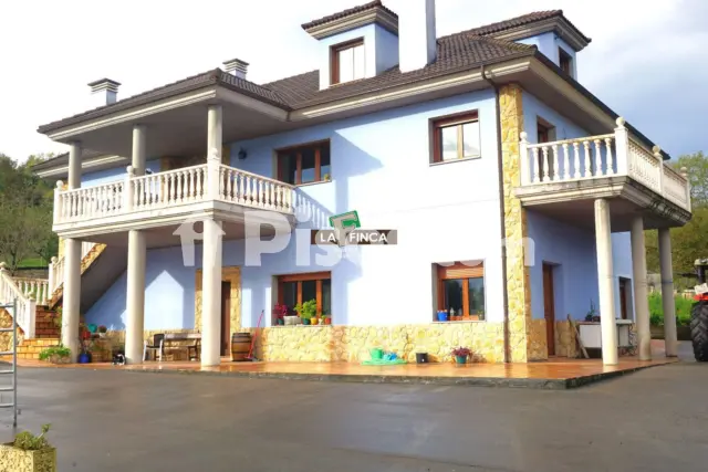 Casa rústica en venta en Sograndio