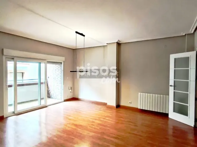 Piso en alquiler en Centro, Casco Histórico (Mérida) de 1.050 €<span>/mes</span>