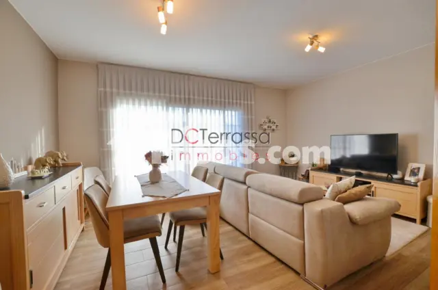 Piso en venta en Las Arenas, Ègara (Distrito Sant Pere Nord-Ègara. Terrassa) de 229.000 €