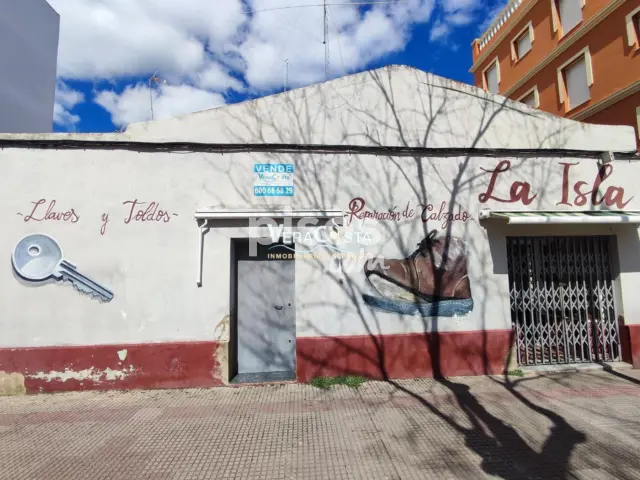 Local comercial en venta en Calle de Sitges, 6, Isla Cristina de 120.000 €