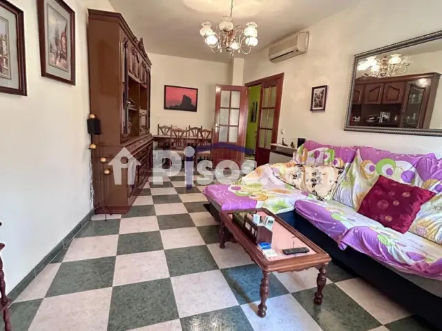 Piso en venta en Avenida Cristóbal Colón
