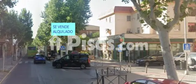 Local comercial en venta en Cerca de La Plaza San Francisco
