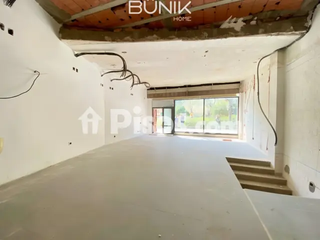 Local comercial en alquiler en Carrer d'Entença, cerca de Avinguda de Josep Tarradellas, Barcelona Capital