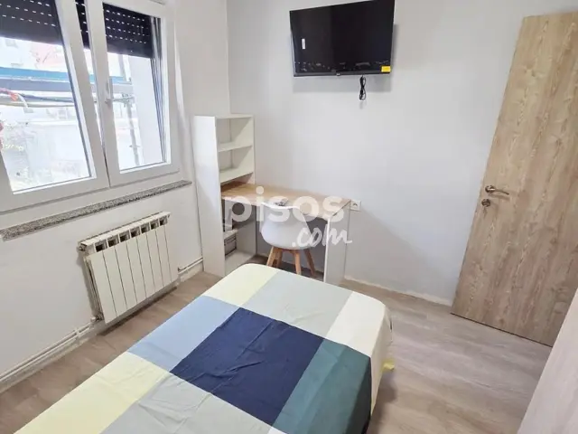 Piso en venta en Calle de los Claveles, Nueva Huca (Oviedo) de 179.000 €