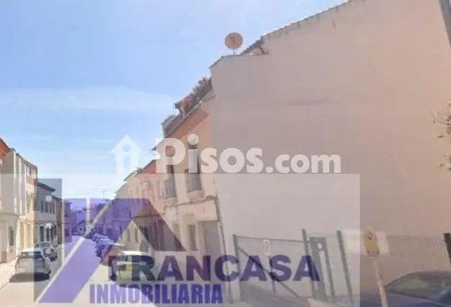 Piso en venta en Cerca de La Rotonda de La Constitución