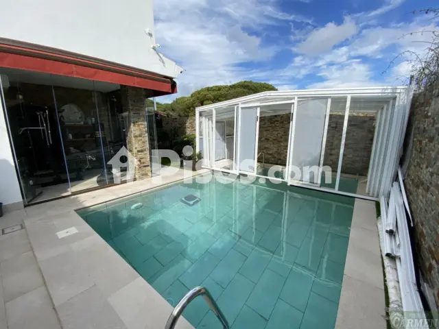 Chalet en venta en La Barrosa , Mogarizas-Las Rapazes (Chiclana de la Frontera) de 620.000 €