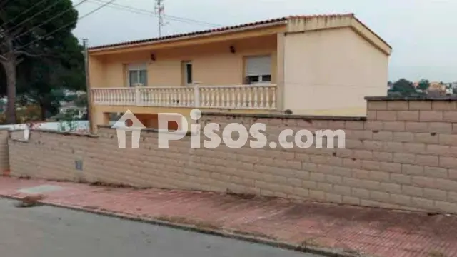 Casa adosada en venta en Urbanització Junior Park, Comte d'Alba de Liste (Riells i Viabrea) de 191.000 €