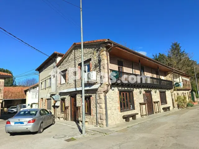 Casa en venta en Calle Avenida Genera, Arenas de Iguña de 275.000 €