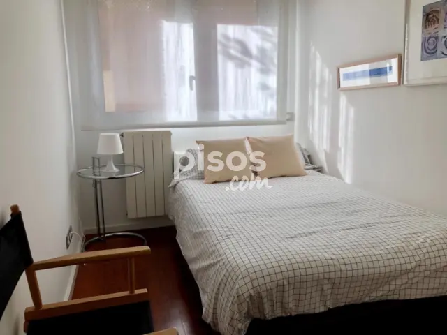 Habitación en alquiler en Vallcarca-Els Penitents, Vallcarca-Els Penitents (Distrito Gràcia. Barcelona Capital) de 550 €<span>/mes</span>